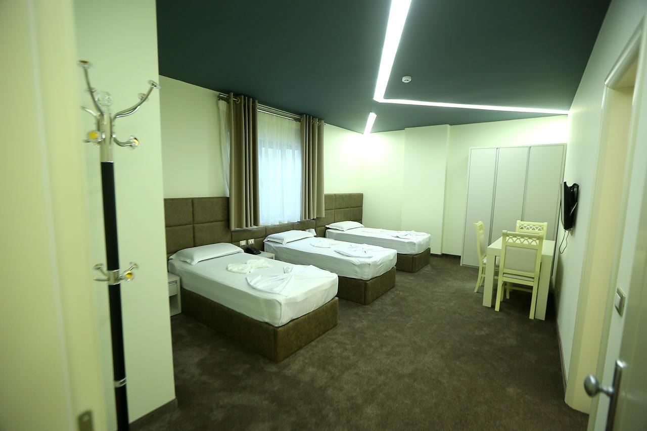 Hotel Vllaznia Shkodër Екстериор снимка