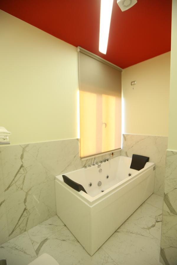Hotel Vllaznia Shkodër Екстериор снимка