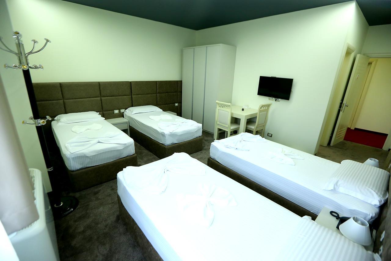 Hotel Vllaznia Shkodër Екстериор снимка