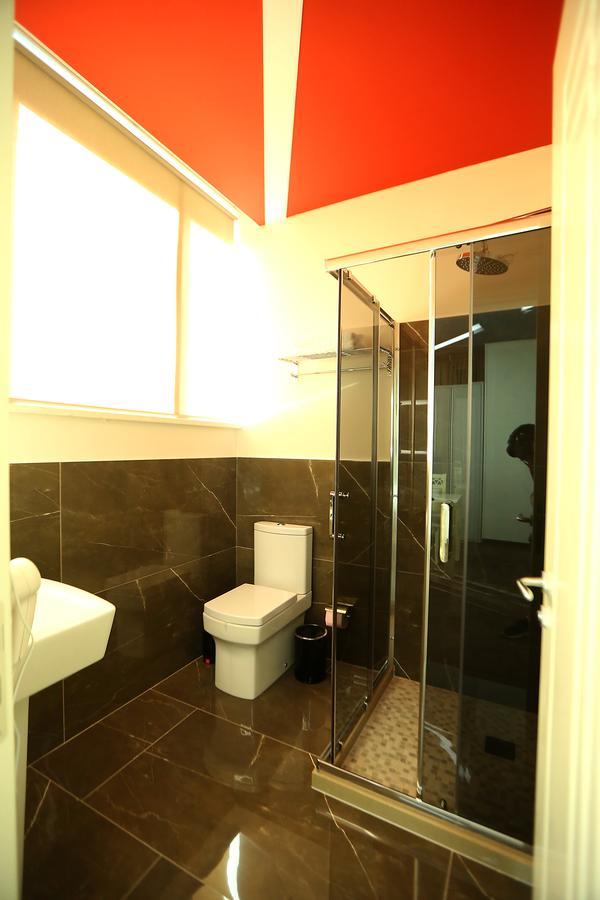 Hotel Vllaznia Shkodër Екстериор снимка